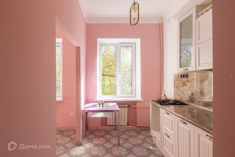 Продаётся 3-комнатная квартира, 60.3 м²