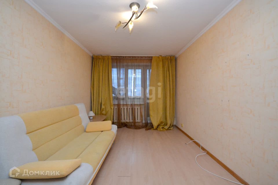 Продаётся 3-комнатная квартира, 61.5 м²