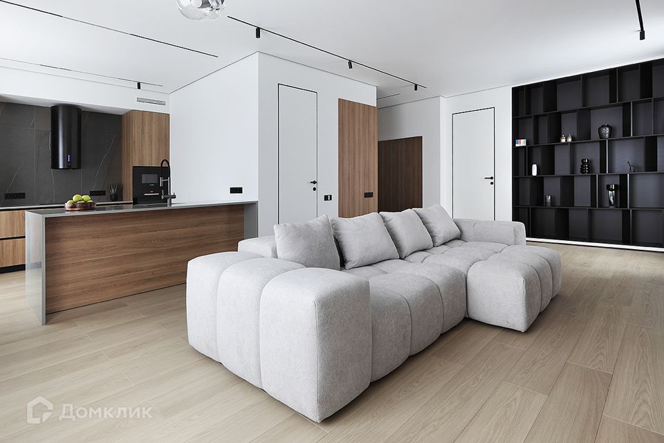 Продаётся 2-комнатная квартира, 71.9 м²
