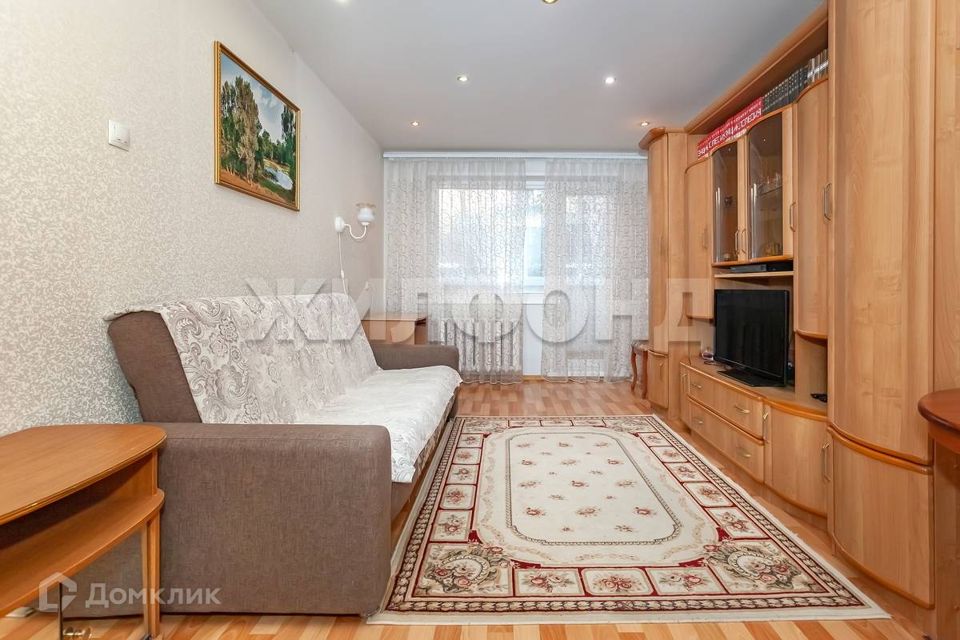 Продаётся 3-комнатная квартира, 60.1 м²