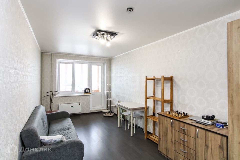 Продаётся 1-комнатная квартира, 35.6 м²