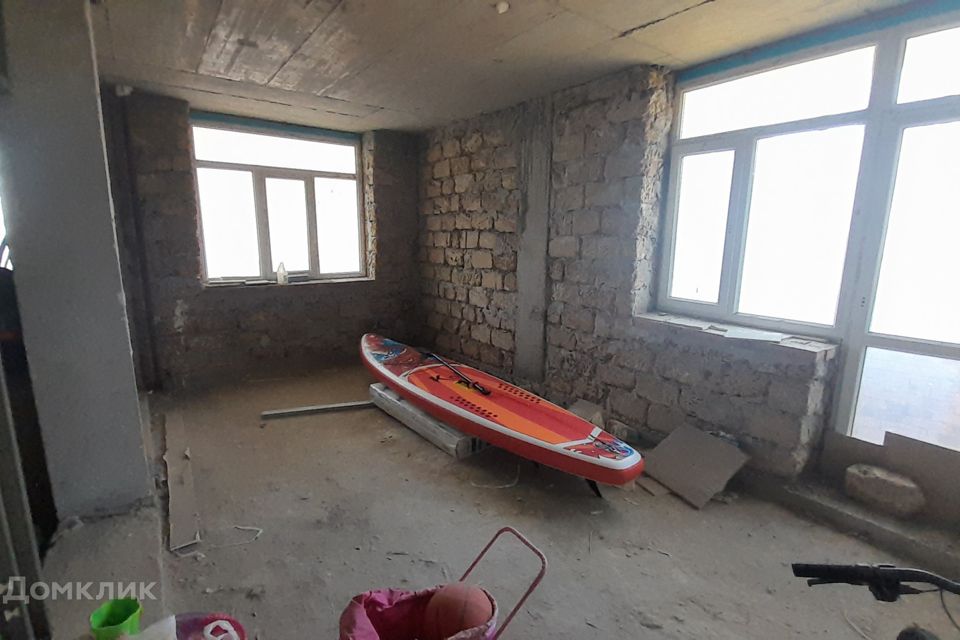 Продаётся 1-комнатная квартира, 53.2 м²