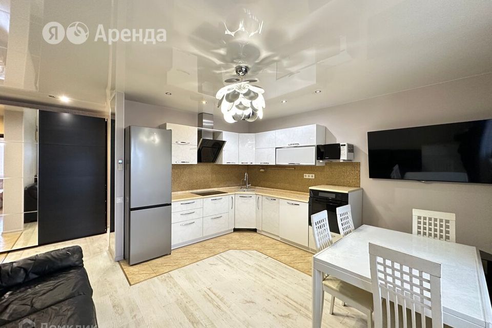 Сдаётся 2-комнатная квартира, 57 м²