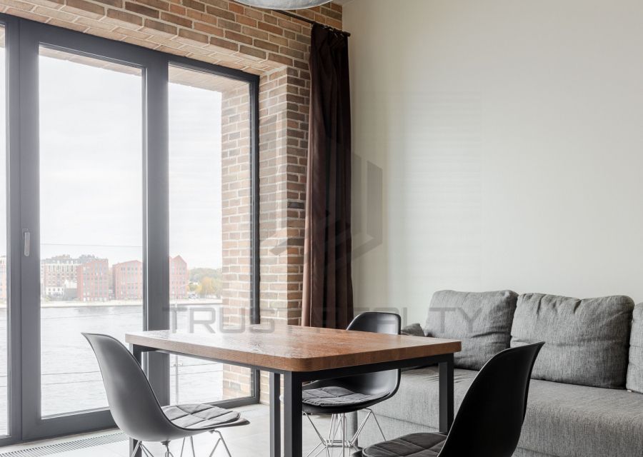 Сдаётся 1-комнатная квартира, 60.4 м²