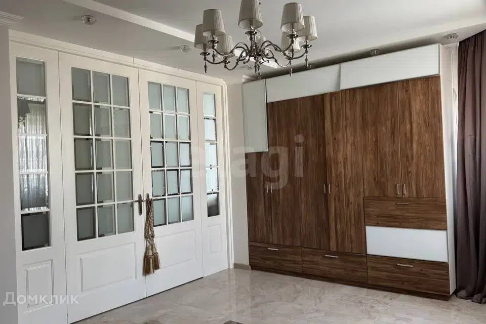 Продаётся 2-комнатная квартира, 76 м²