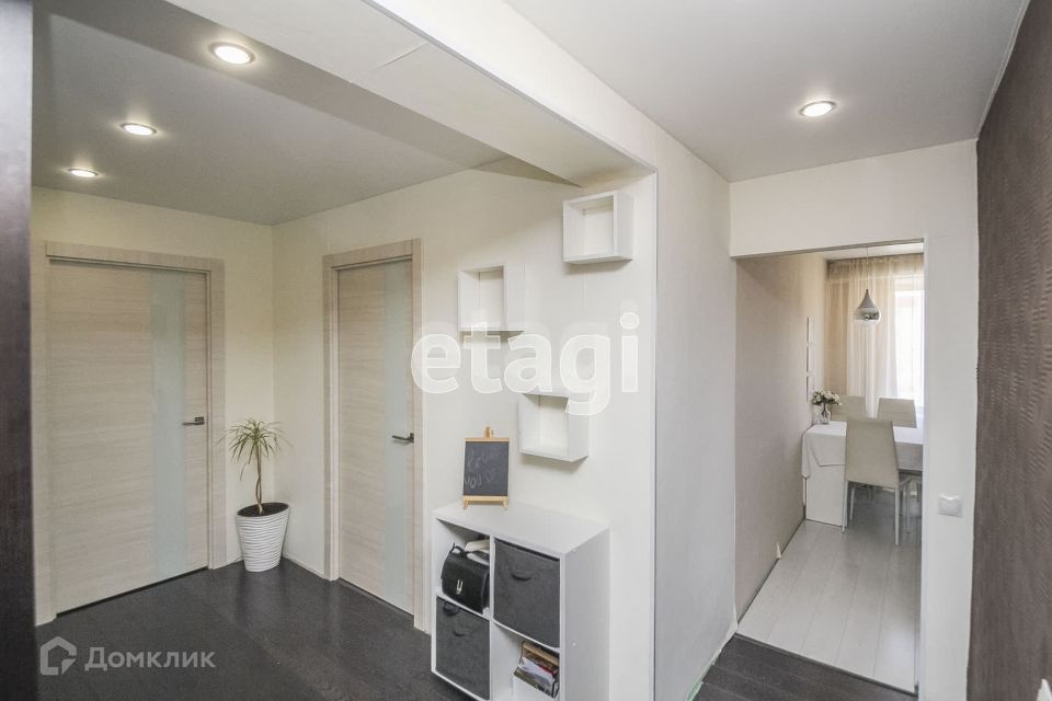 Продаётся 2-комнатная квартира, 56.7 м²