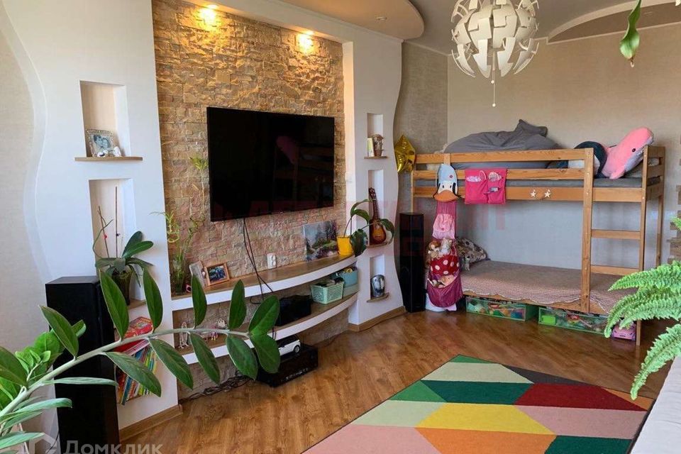 Продаётся 2-комнатная квартира, 57.1 м²
