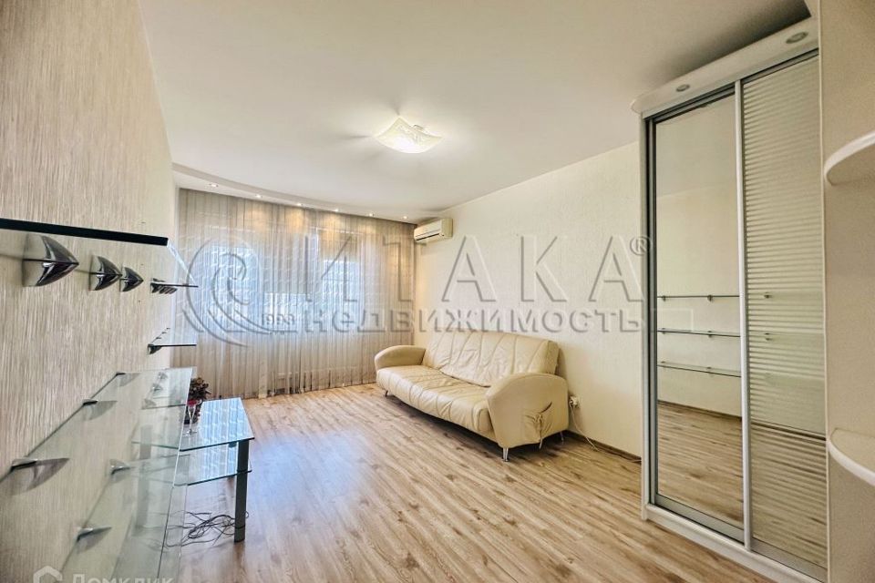 Продаётся 2-комнатная квартира, 55 м²