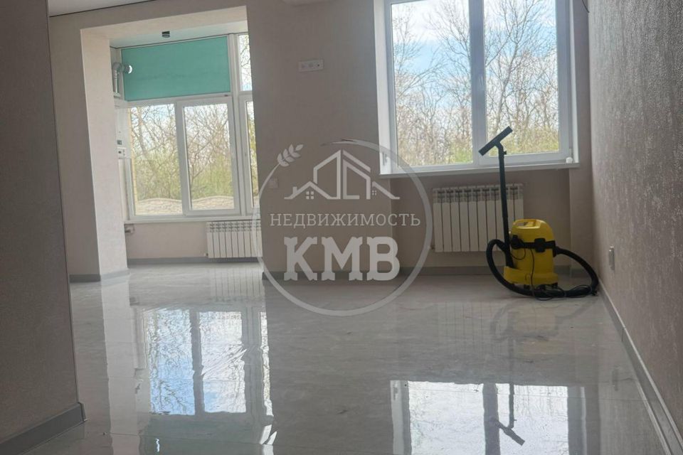 Продаётся 2-комнатная квартира, 75.7 м²