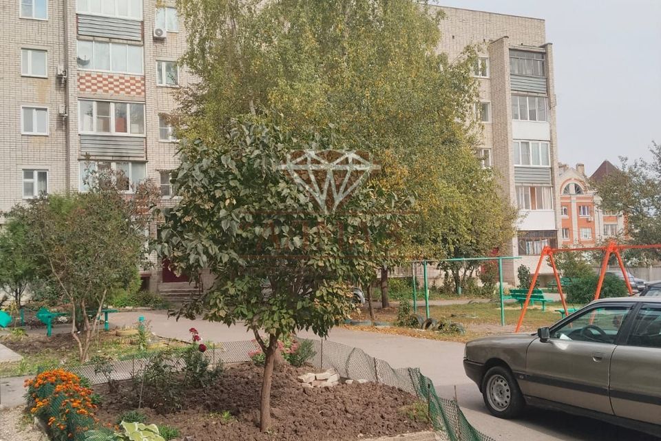 Продаётся 3-комнатная квартира, 58.9 м²