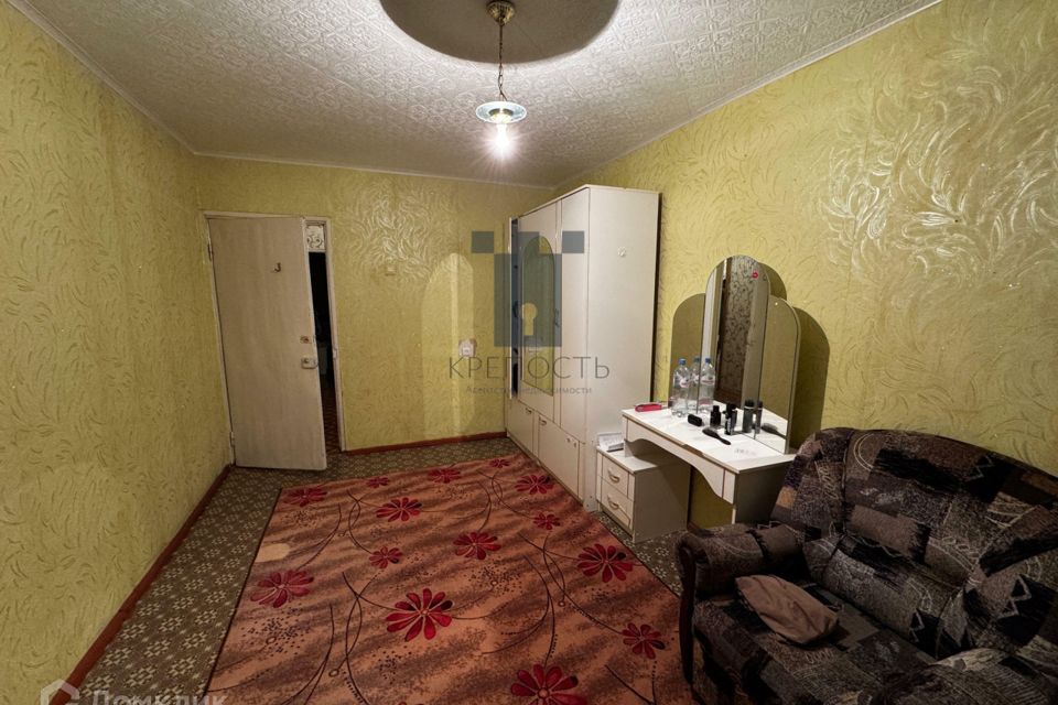 Продаётся 4-комнатная квартира, 77.5 м²
