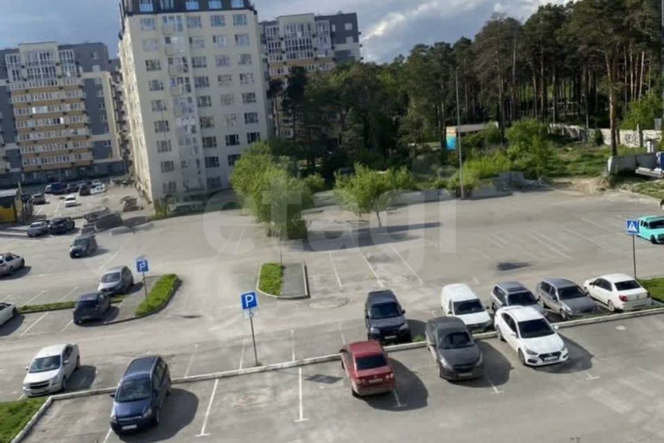 Продаётся 1-комнатная квартира, 40.3 м²