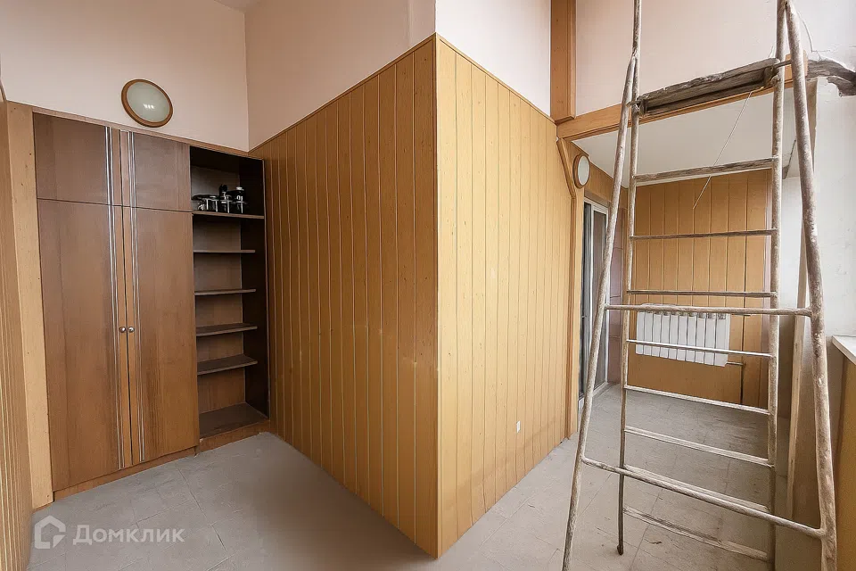 Продаётся 4-комнатная квартира, 106.1 м²