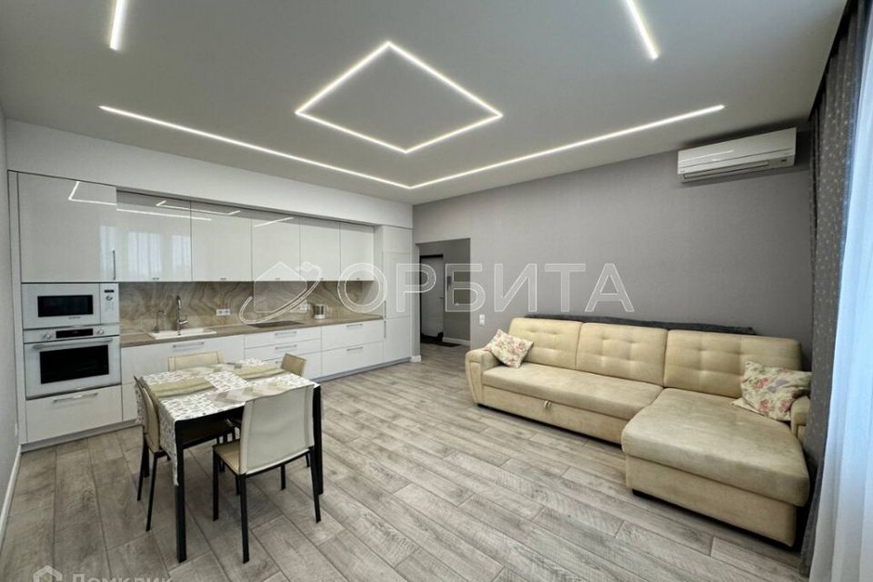 Продаётся 1-комнатная квартира, 55.9 м²