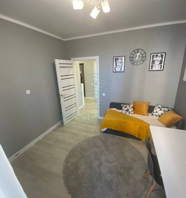 Продаётся 1-комнатная квартира, 42.1 м²