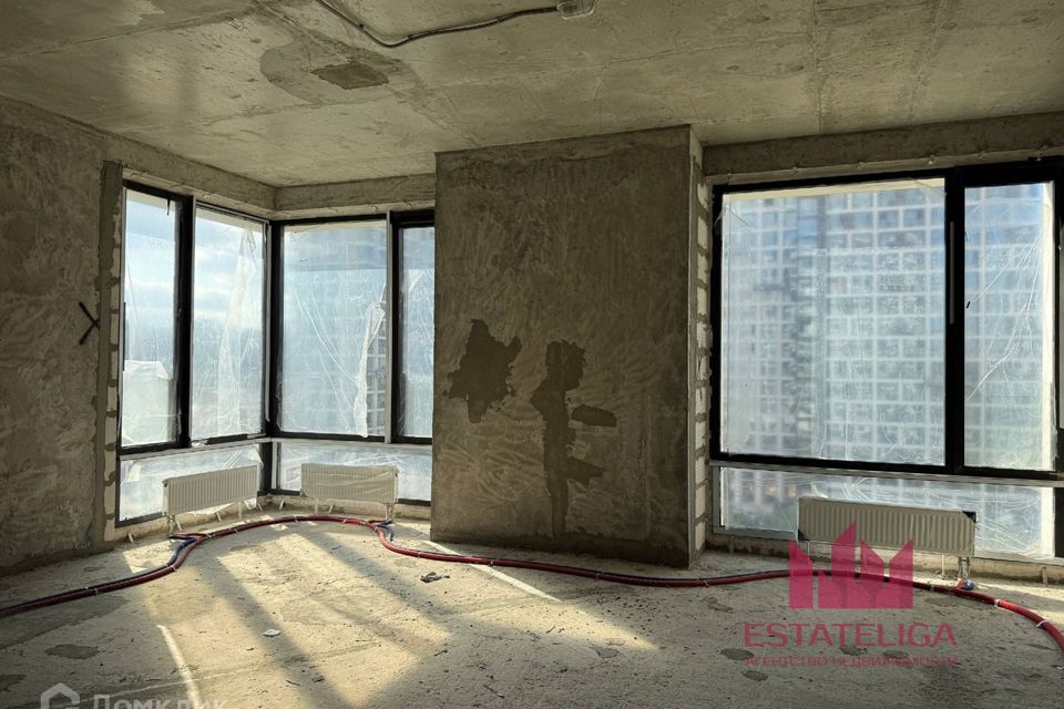 Продаётся 3-комнатная квартира, 100 м²