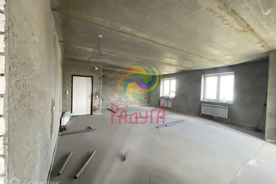 Продаётся 1-комнатная квартира, 84 м²