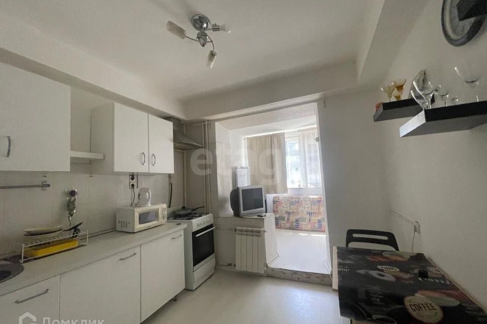 Продаётся 1-комнатная квартира, 36.6 м²