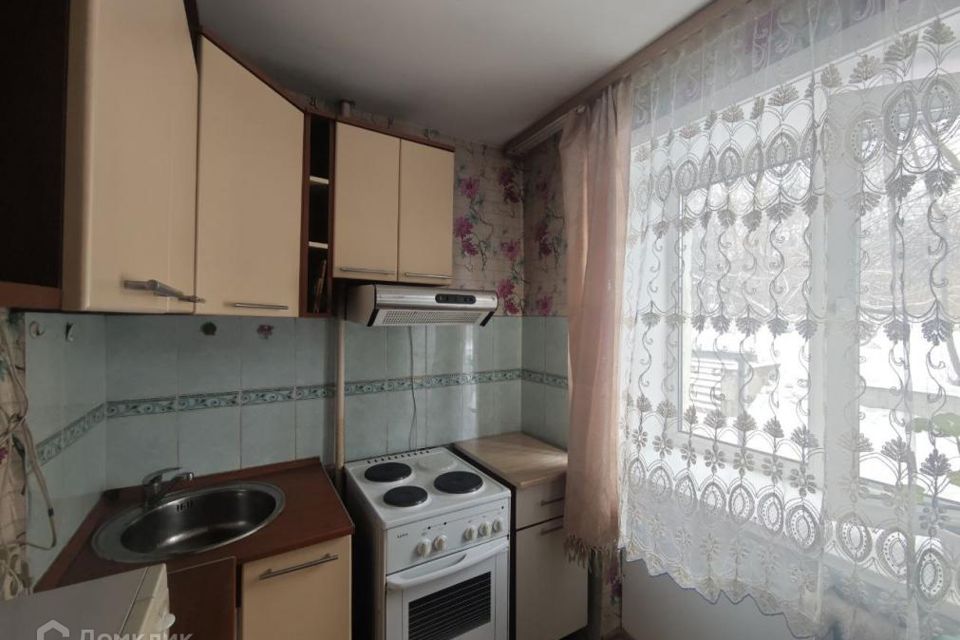 Продаётся 3-комнатная квартира, 57.8 м²