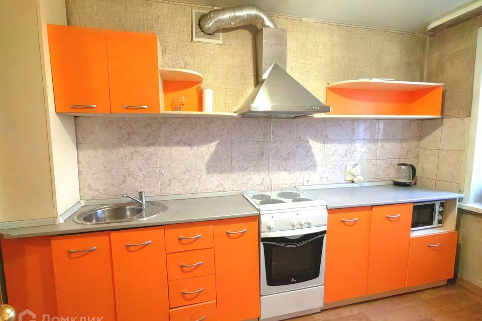 Продаётся 3-комнатная квартира, 62.3 м²