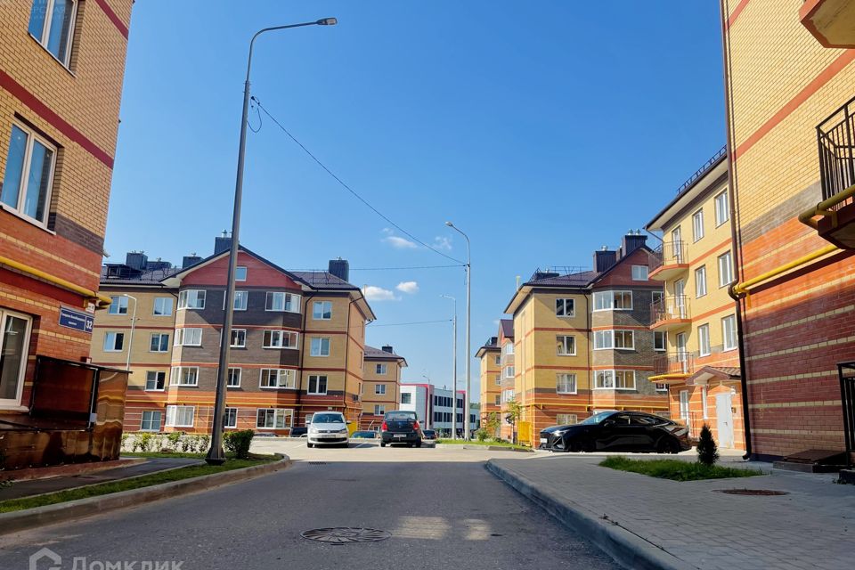 Продаётся 2-комнатная квартира, 66.1 м²