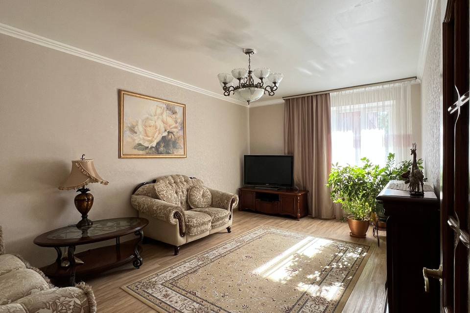 Продаётся 3-комнатная квартира, 86 м²