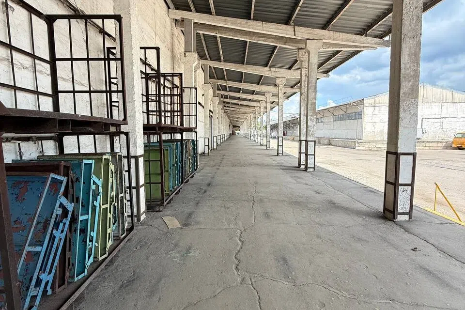 Сдаётся склад, 910 м²