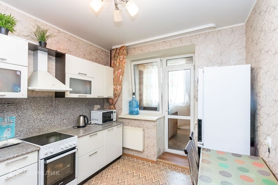 Продаётся 1-комнатная квартира, 40.7 м²