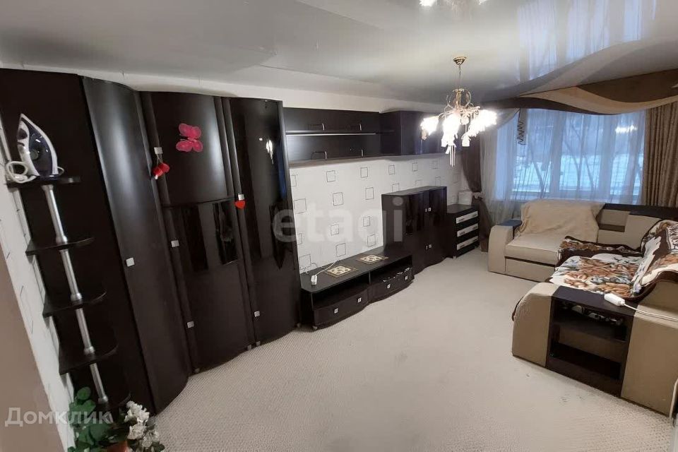 Продаётся 3-комнатная квартира, 57.5 м²