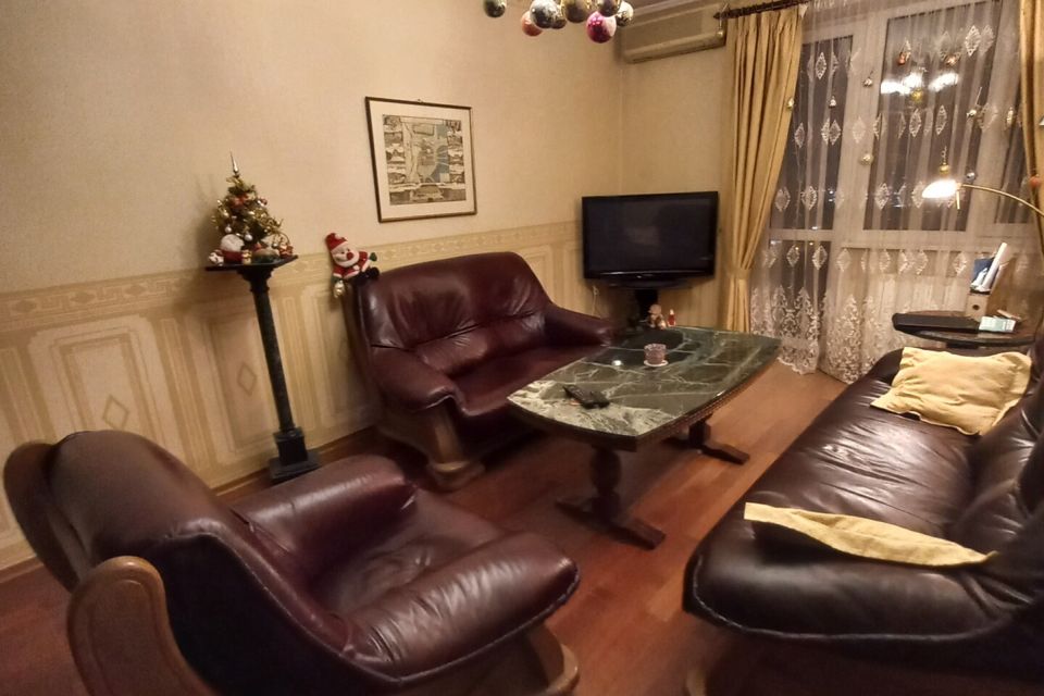 Продаётся 2-комнатная квартира, 54 м²