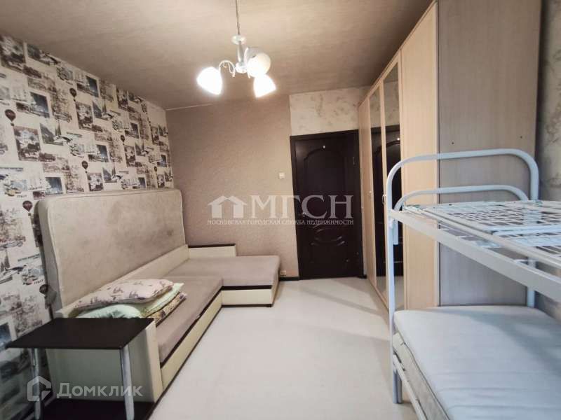 Продаётся 2-комнатная квартира, 57.7 м²