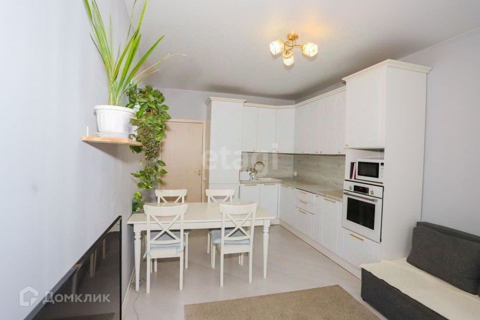 Продаётся 2-комнатная квартира, 54.8 м²