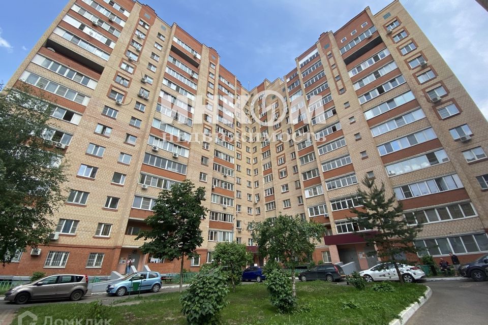 Продаётся 2-комнатная квартира, 68.3 м²