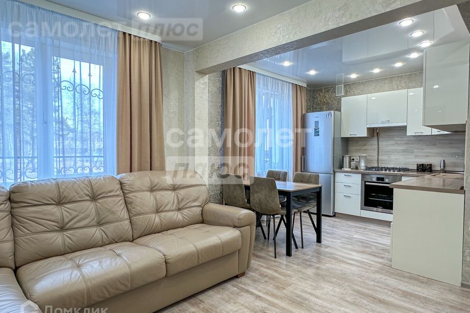 Продаётся 3-комнатная квартира, 67.5 м²