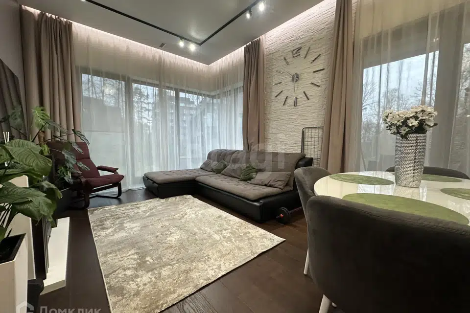 Продаётся 3-комнатная квартира, 76.6 м²