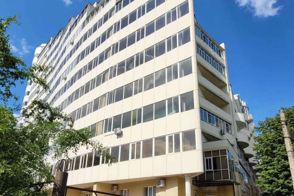 Продаётся 1-комнатная квартира, 55 м²