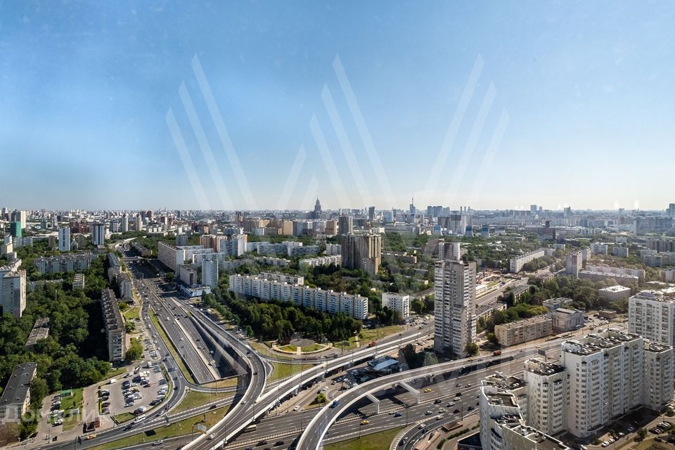Продаётся 5-комнатная квартира, 114.1 м²