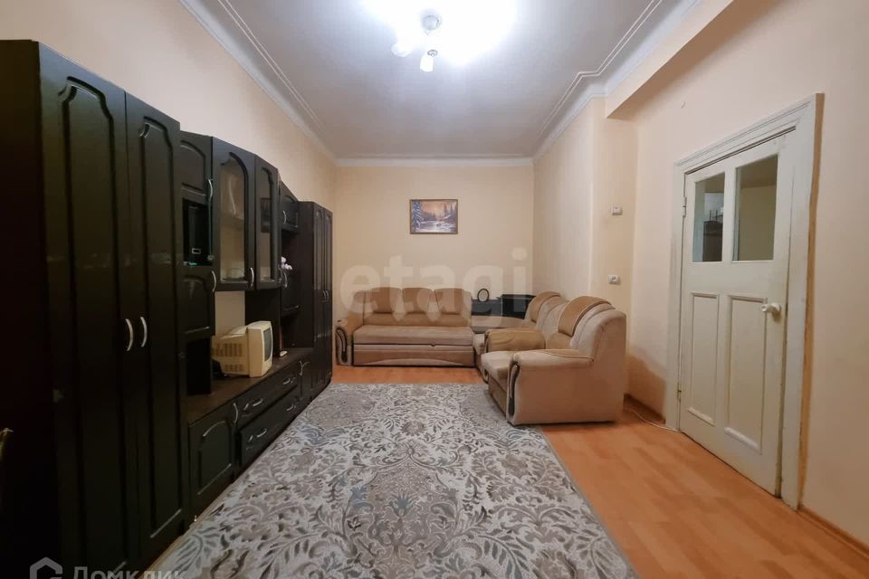 Продаётся 1-комнатная квартира, 37 м²