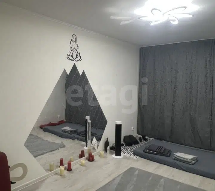 Продаётся 3-комнатная квартира, 77.2 м²