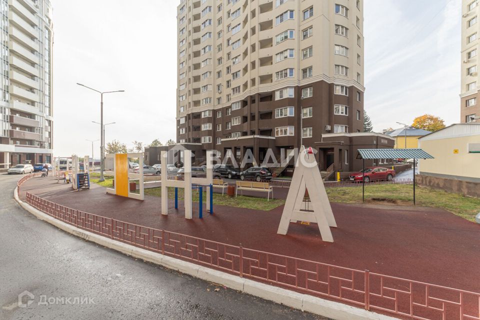 Продаётся 1-комнатная квартира, 43 м²