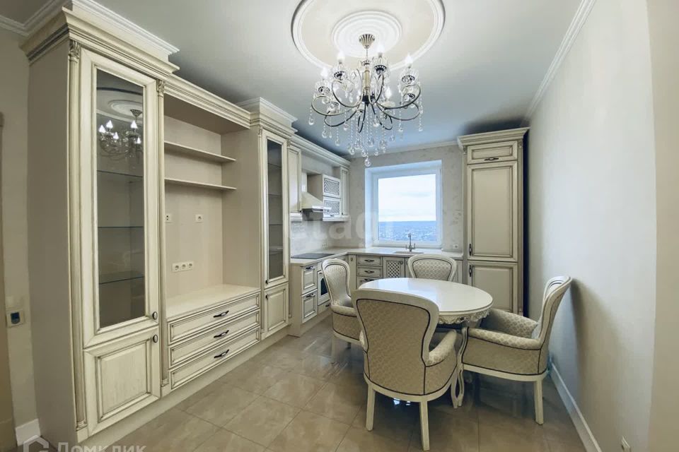 Продаётся 3-комнатная квартира, 69.4 м²