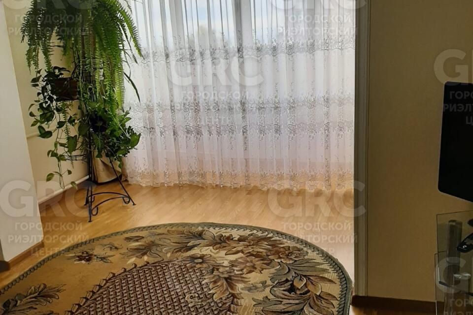 Продаётся 2-комнатная квартира, 57 м²