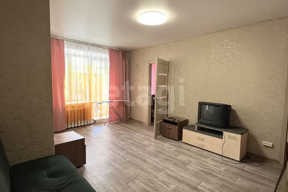 Продаётся 2-комнатная квартира, 42 м²