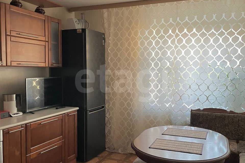 Продаётся 3-комнатная квартира, 92.8 м²