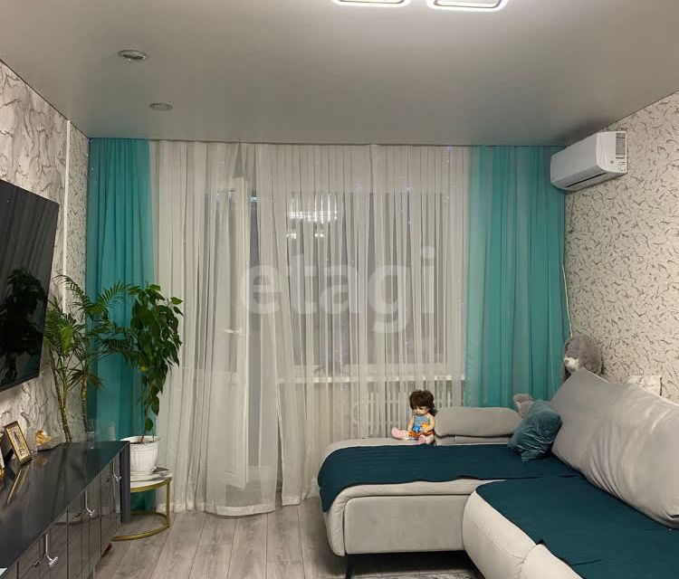 Продаётся 2-комнатная квартира, 55.7 м²