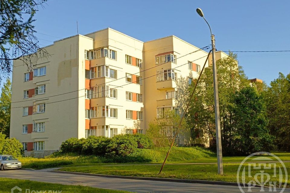 Продаётся 3-комнатная квартира, 60.3 м²