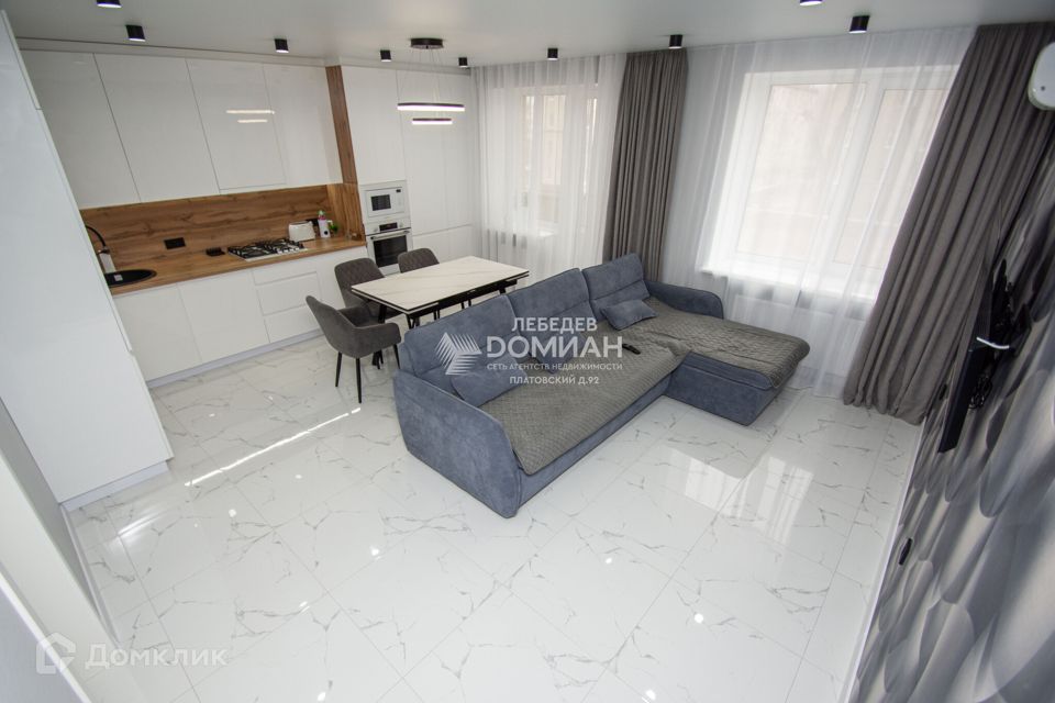 Продаётся 2-комнатная квартира, 81.5 м²