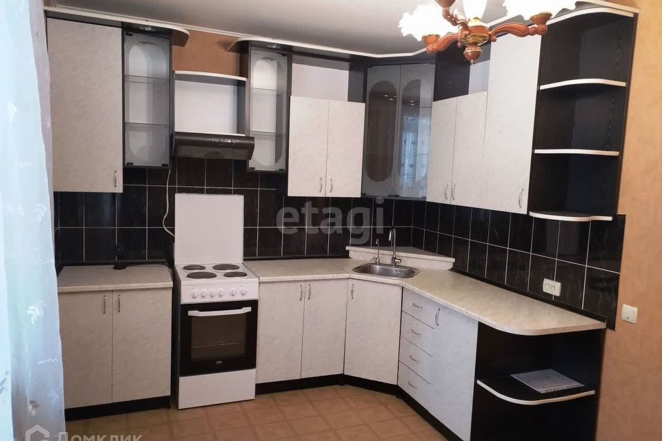 Продаётся 1-комнатная квартира, 46.8 м²
