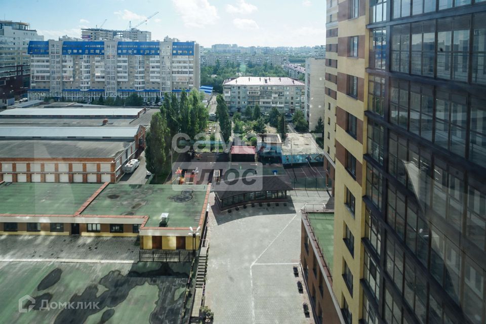 Продаётся 1-комнатная квартира, 118.9 м²