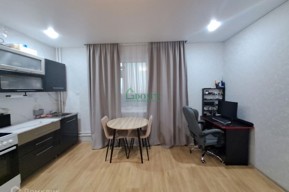 Продаётся 1-комнатная квартира, 40.4 м²